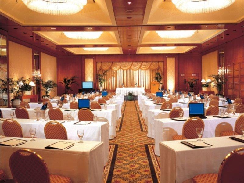 Omni Mont-Royal Hotel Монреал Съоръжения снимка